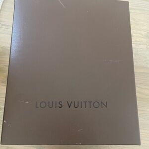 Louis Vuitton Box-Big and Beautiful